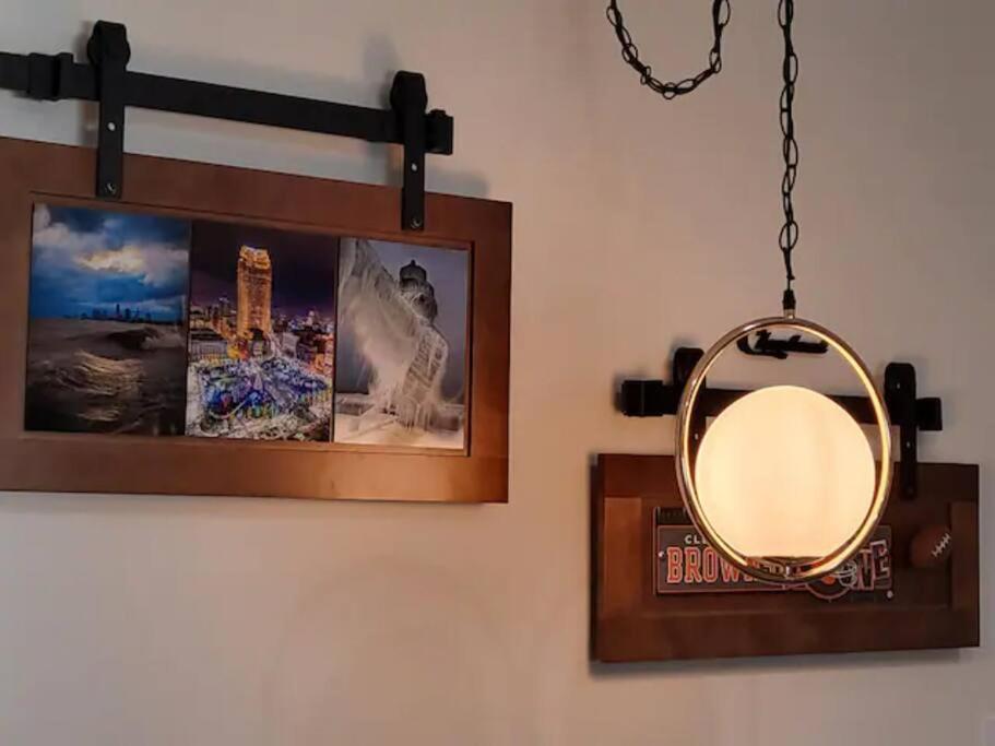 Uber Close To Ohio City, Cleveland Apartment Bagian luar foto