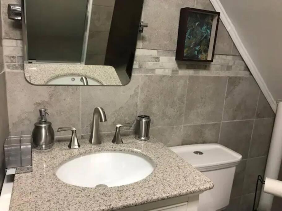 Uber Close To Ohio City, Cleveland Apartment Bagian luar foto